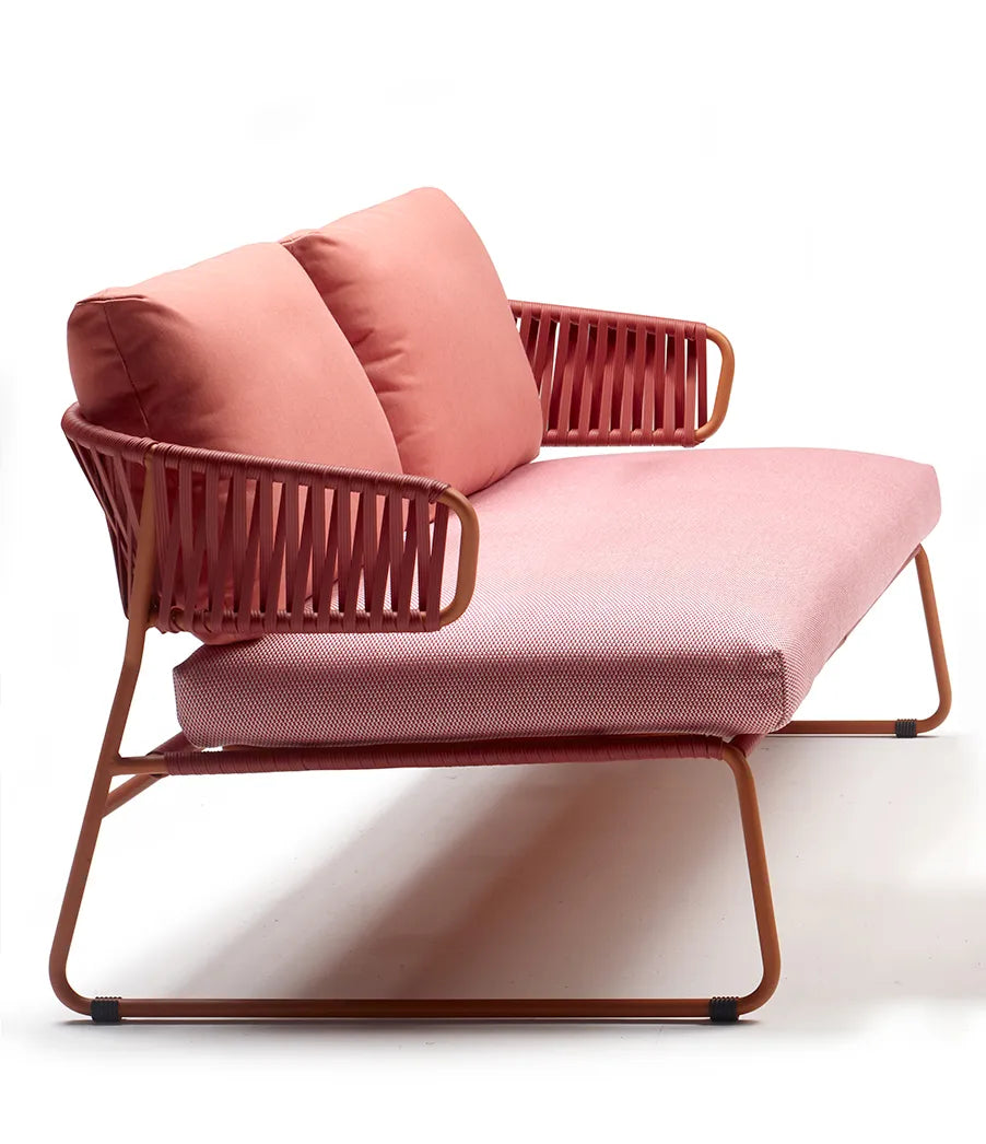 Lisa Sofa Club