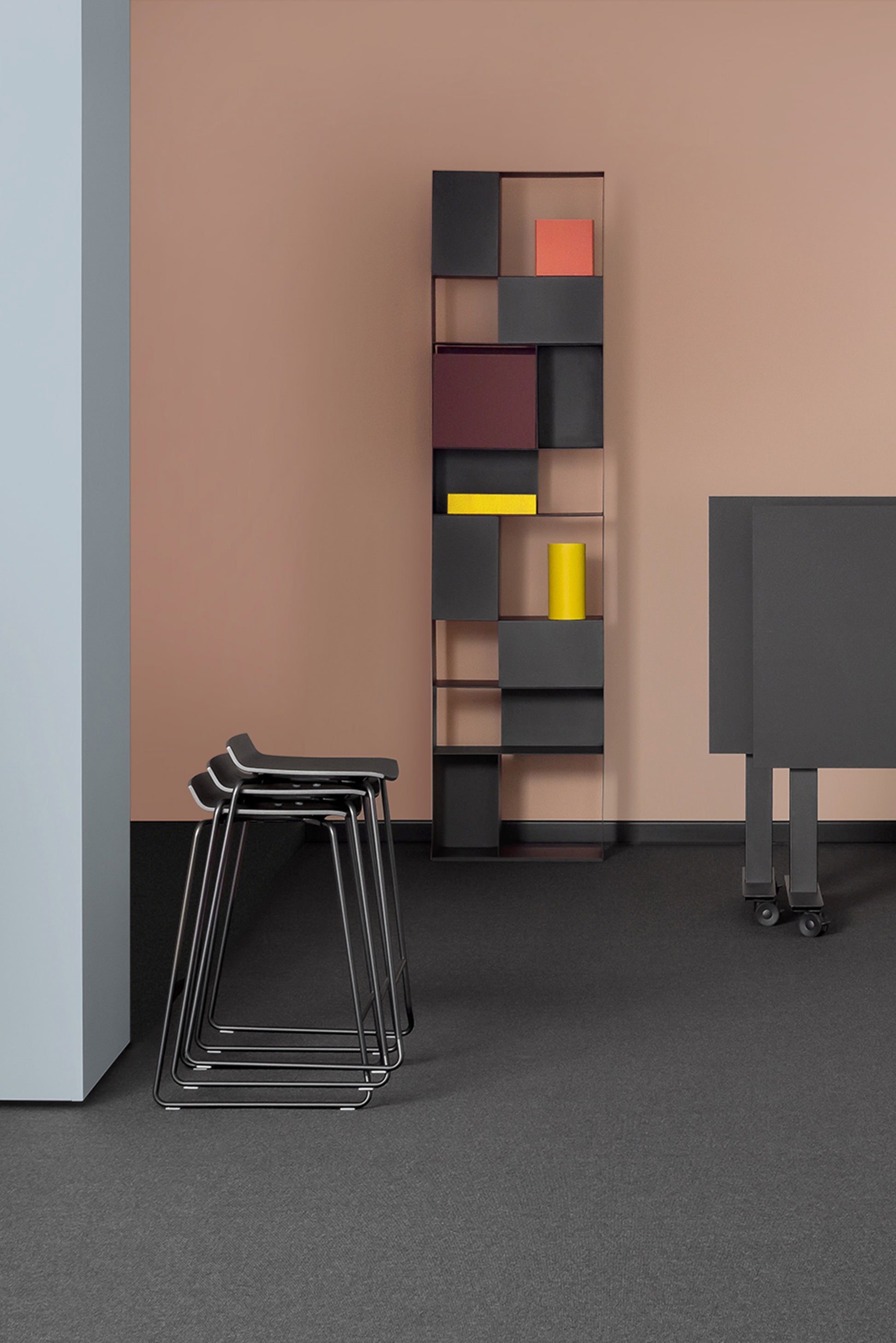 Loto Wood Stool