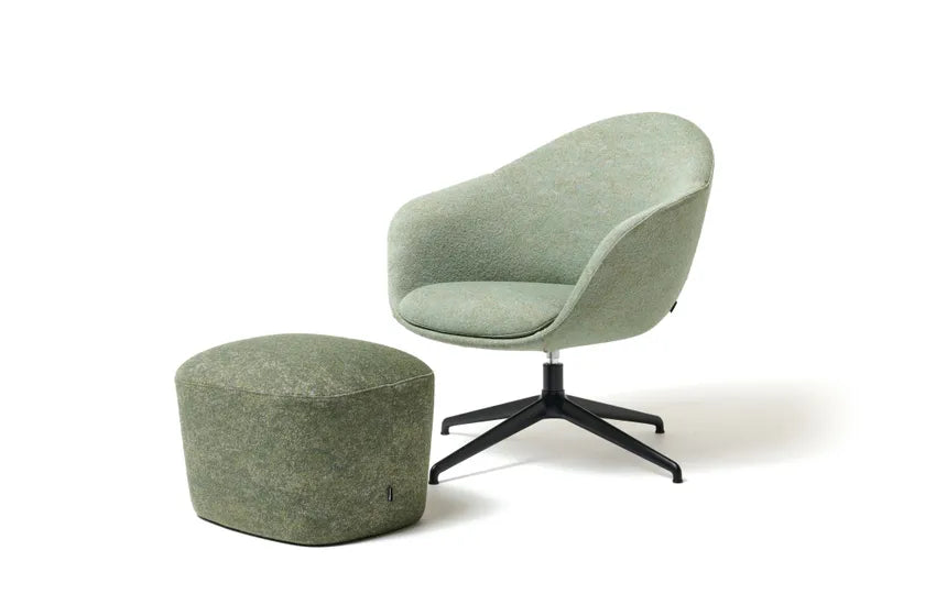 Well-Come Pouf