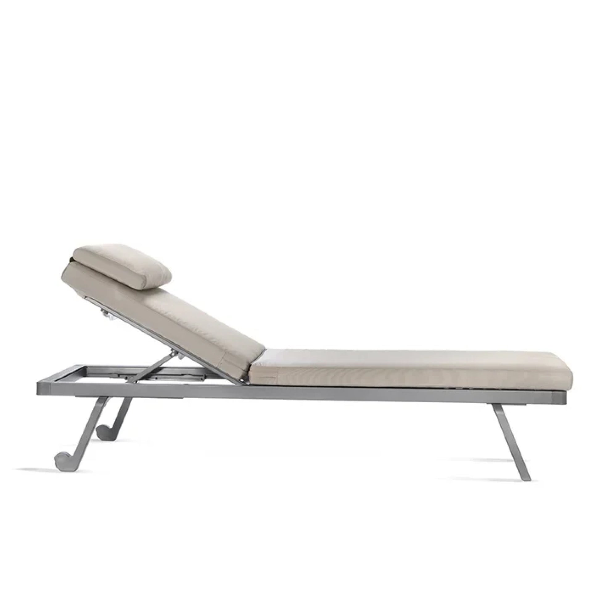 Etesian Lounger