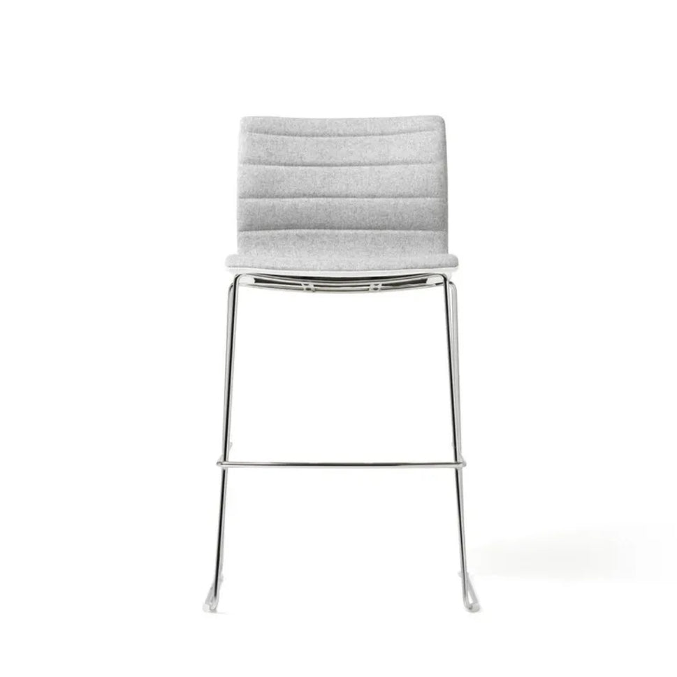 Miss Stool