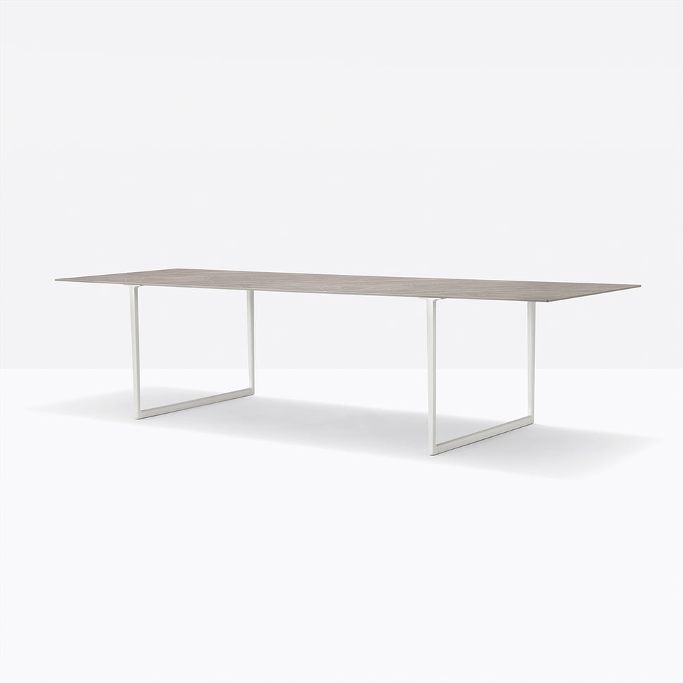 Toa Table