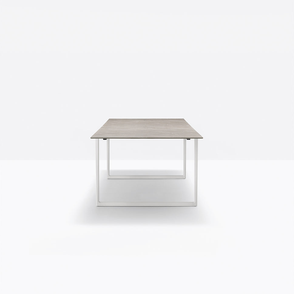 Toa Table