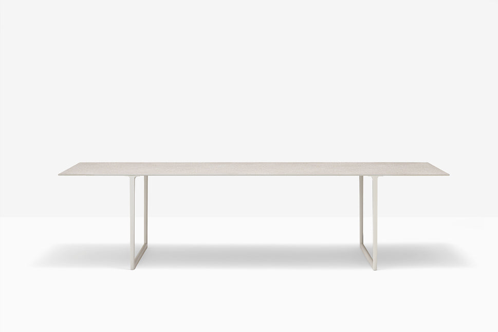 Toa Table