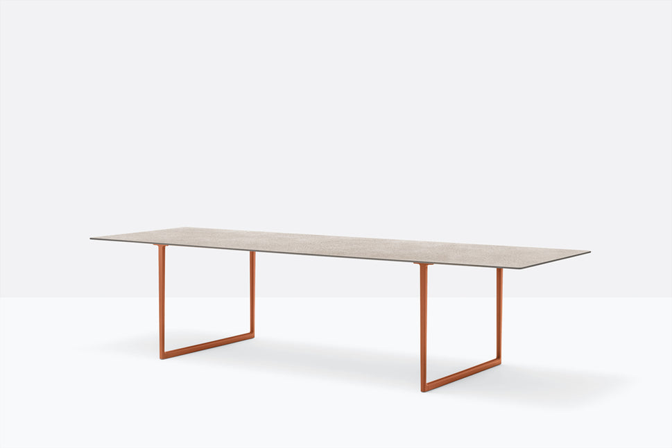 Toa Table