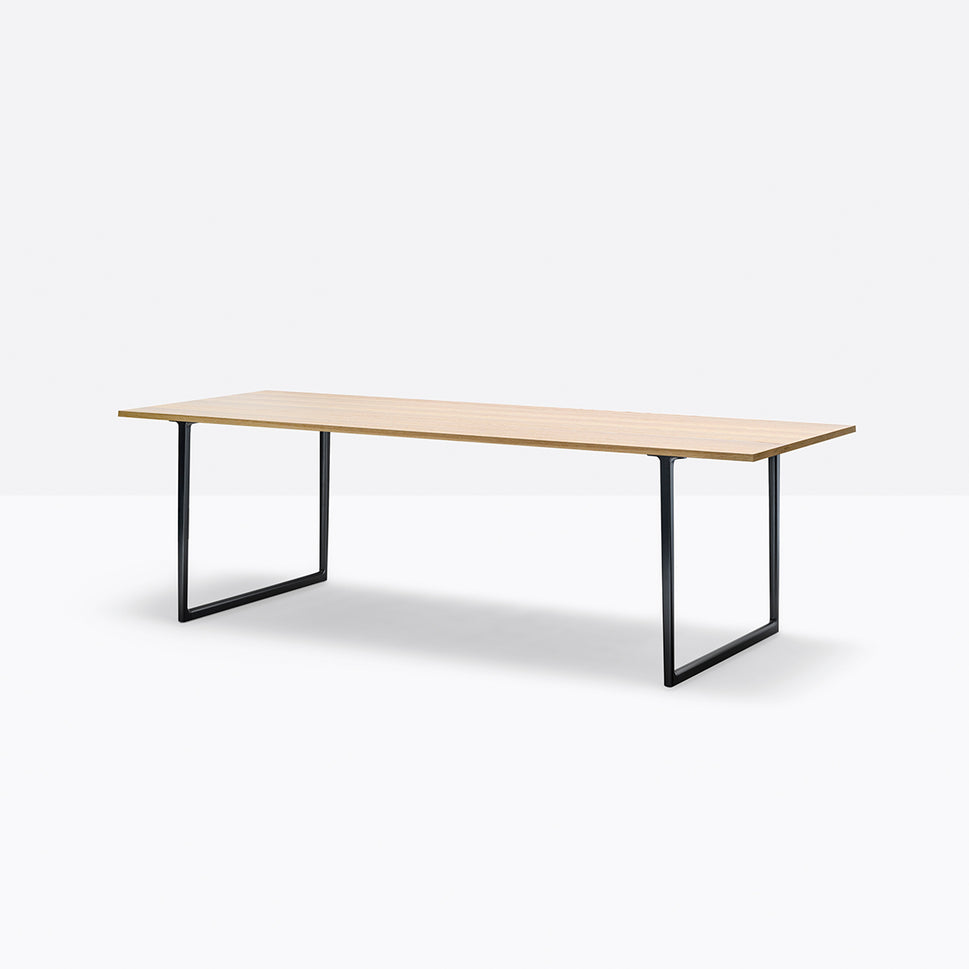 Toa Table