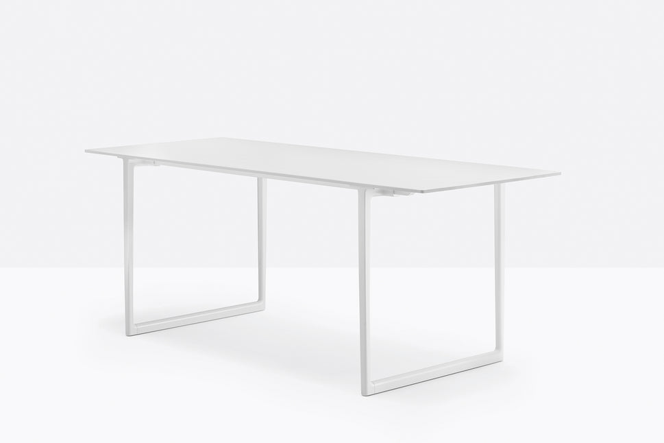 Toa Table